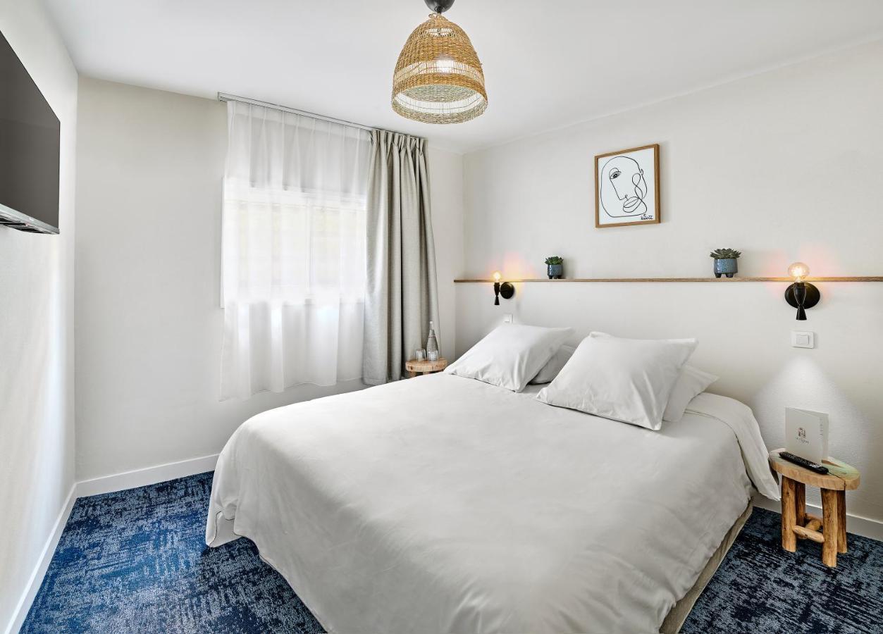 Hotel Le Suquet Кан Екстериор снимка