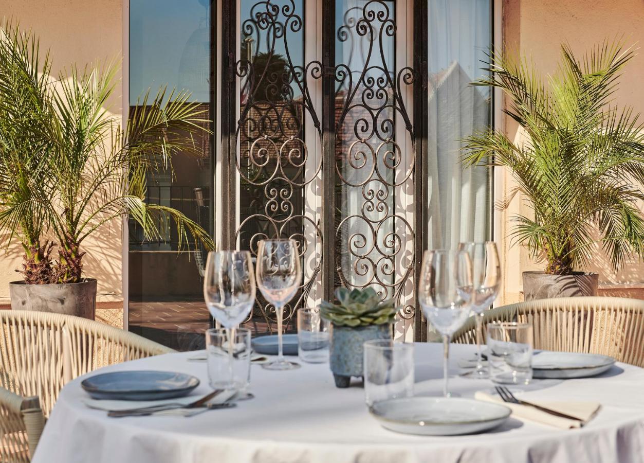 Hotel Le Suquet Кан Екстериор снимка
